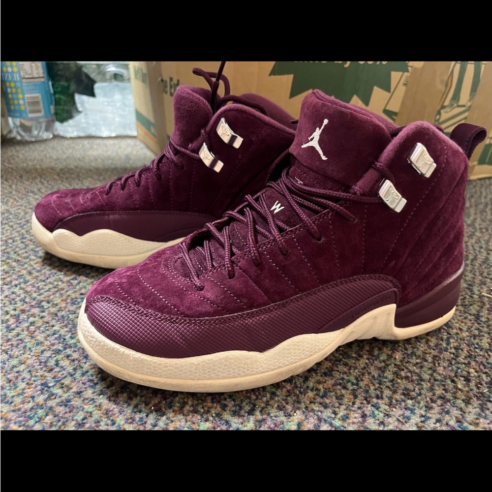 Jordan XII ‘Bordeaux’